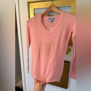 White + Warren Pink V-Neck Cashmere Sweater